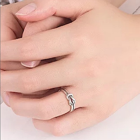 NEW STERLING SILVER ADJUSTABLE KNOT RING - Picture 5 of 13